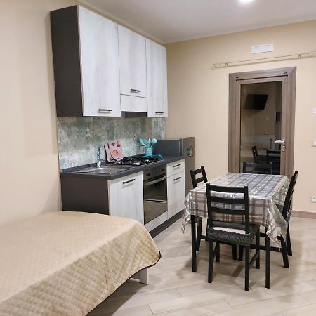 Parsifal Family Room Кампофеличе-ди-Роччелла Экстерьер фото